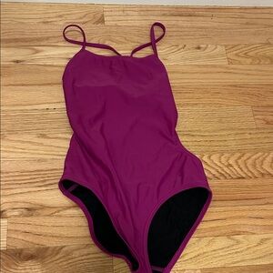 Elegant Magenta One-Piece Swimsuit Sporti